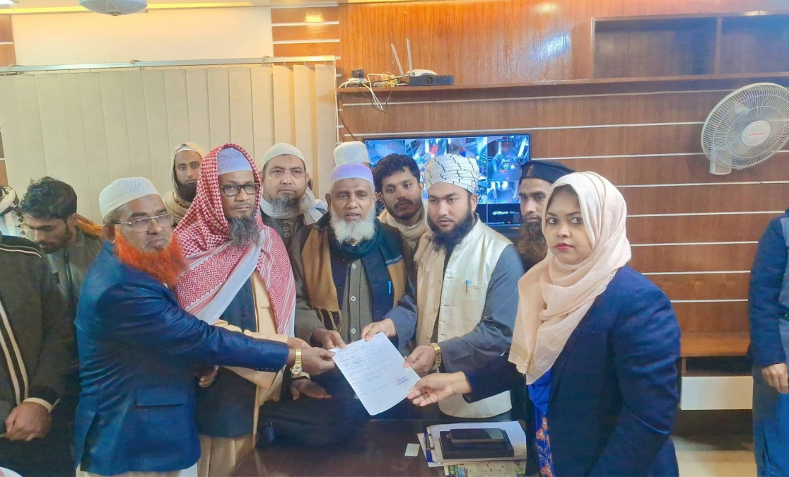 ফরিদপুর-২ আসনে ১০ দলীয় জোটের মনোনয়ন জমা দিলেন রিক্সা মার্কার  প্রার্থী  মাওলানা আকরাম আলী সাহেব (ধলা হুজুর)