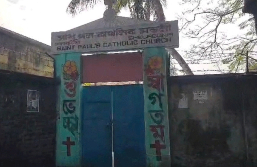 মোংলায় শুভ বড়দিন উপলক্ষে প্রস্তুতি খ্রীস্টান সম্প্রদায়ের