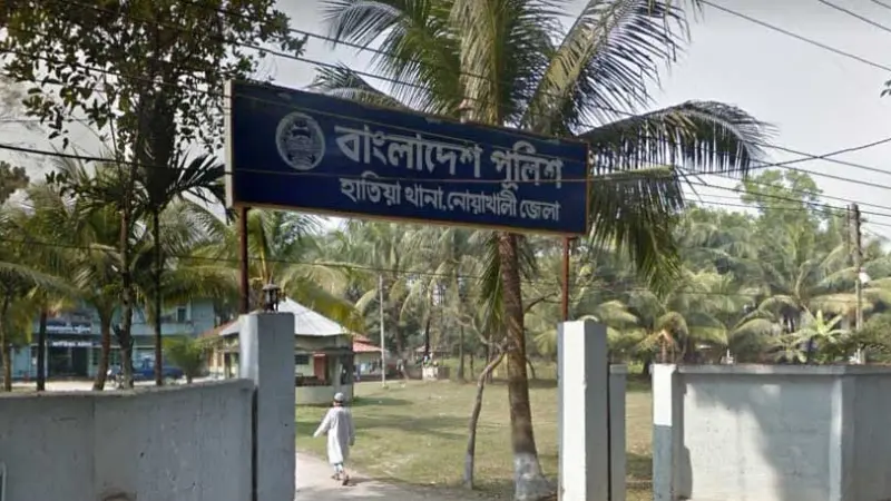 নোয়াখালীর হাতিয়ায় চর দখলকে কেন্দ্র করে দুই পক্ষের সংঘর্ষে নিহত ৫