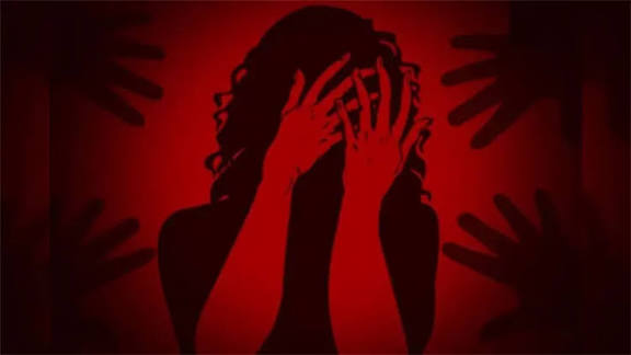 কক্সবাজারে বেড়াতে এসে বন্ধুর হাতেই বিক্রি: মারমা তরুণীকে বন্দিকরে রেখে গণ ধ-র্ষ-ন ও দেহব্যবসায় বাধ্য করার অভিযোগ