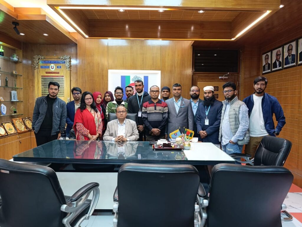 বাংলাদেশ উন্মুক্ত বিশ্ববিদ্যালয়ের উপাচার্যের সাথে ছাত্র এসোসিয়েশন কেন্দ্রীয় কার্যনির্বাহী কমিটির সৌজন্যে সাক্ষাৎ ও পরিচয় পর্ব।