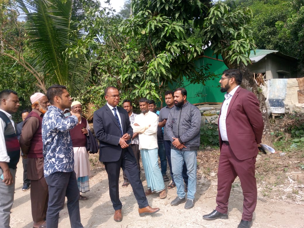স্থানীয় সরকার উপ-পরিচালক ও লামা উপজেলা নির্বাহী অফিসার কর্তৃক পৌরসভা’র ৫নং ওয়ার্ডে রাস্তার উন্নয়নের কাজ পরিদর্শন”