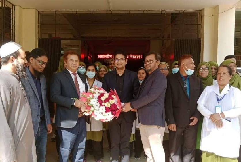 স্বাস্থ্য ও পরিবার কল্যাণ মন্ত্রণালয়ের যুগ্ম সচিব কর্তৃক লামা উপজেলা স্বাস্থ্য কমপ্লেক্স পরিদর্শন”