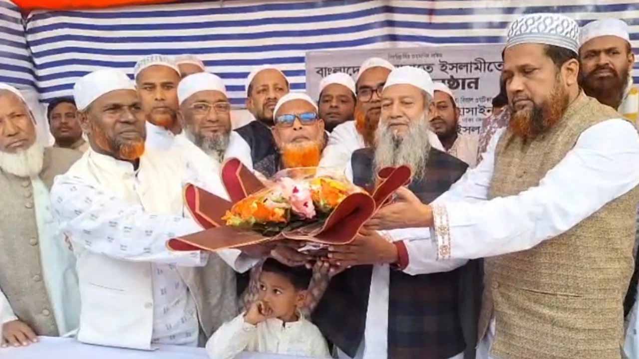 দক্ষিণ কেরানীগঞ্জে যুবদল ও বিএনপির অঙ্গসংগঠনের তিন শতাধিক নেতাকর্মীর জামায়াতে যোগদান