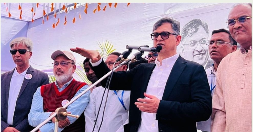 মুক্তিযুদ্ধাদের ভাড়া করে নিজেদের স্বাধীনতার পক্ষে দাবি করছে জামায়াত: সালাহউদ্দিন আহমেদ
