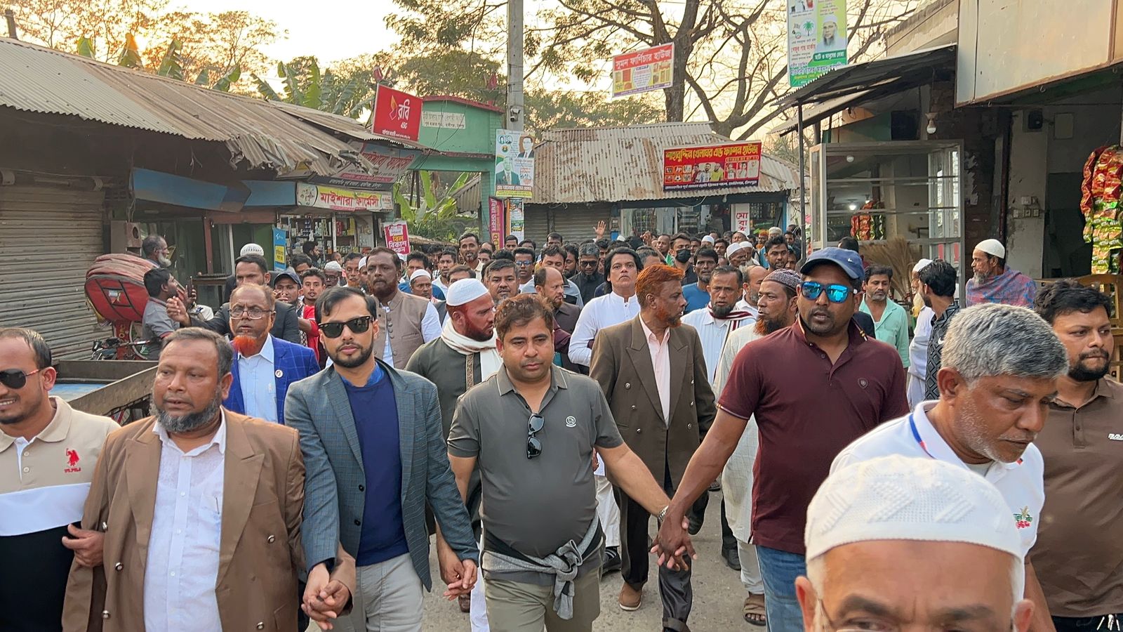 ধানের শীষের গণজোয়ার, রাজারগাঁও ইউনিয়ন বিএনপি’র বিশাল মিছিল অনুষ্ঠিত হয়েছে