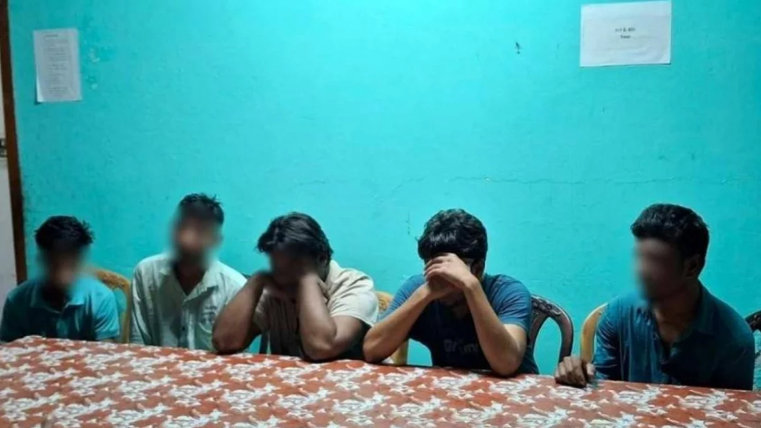 রাজধানীর ইউনানী-আয়ুর্বেদিক মেডিকেল কলেজে বিতর্কিত ঘটনা, চার শিক্ষার্থীর আবাসিক সিট বাতিল