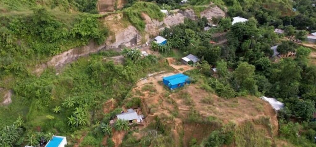 চট্টগ্রামের জঙ্গল সলিমপুরে র‌্যাবের ক্যাম্পে সন্ত্রাসীদের হামলা