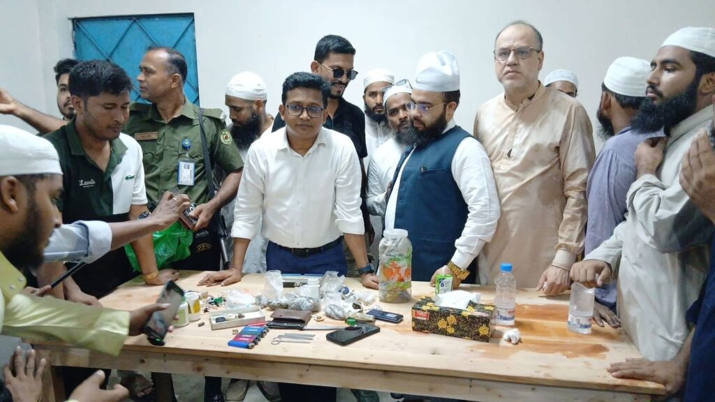 মাদারীপুরের শিবচরে মাদকবিরোধী অভিযানে ইয়াবা-গাঁজাসহ আটক ৫