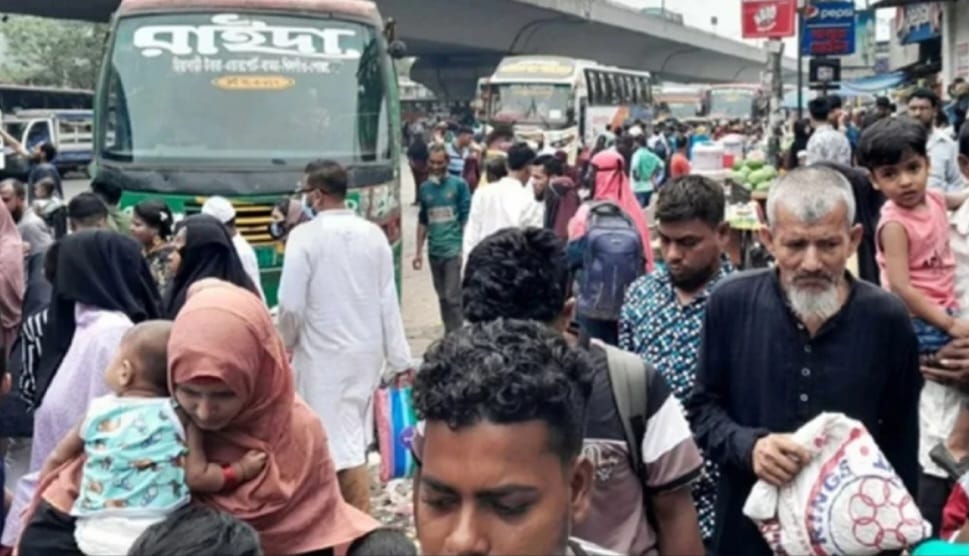 ঈদের দ্বিতীয় দিনেও ঘরমুখো মানুষের ভিড়