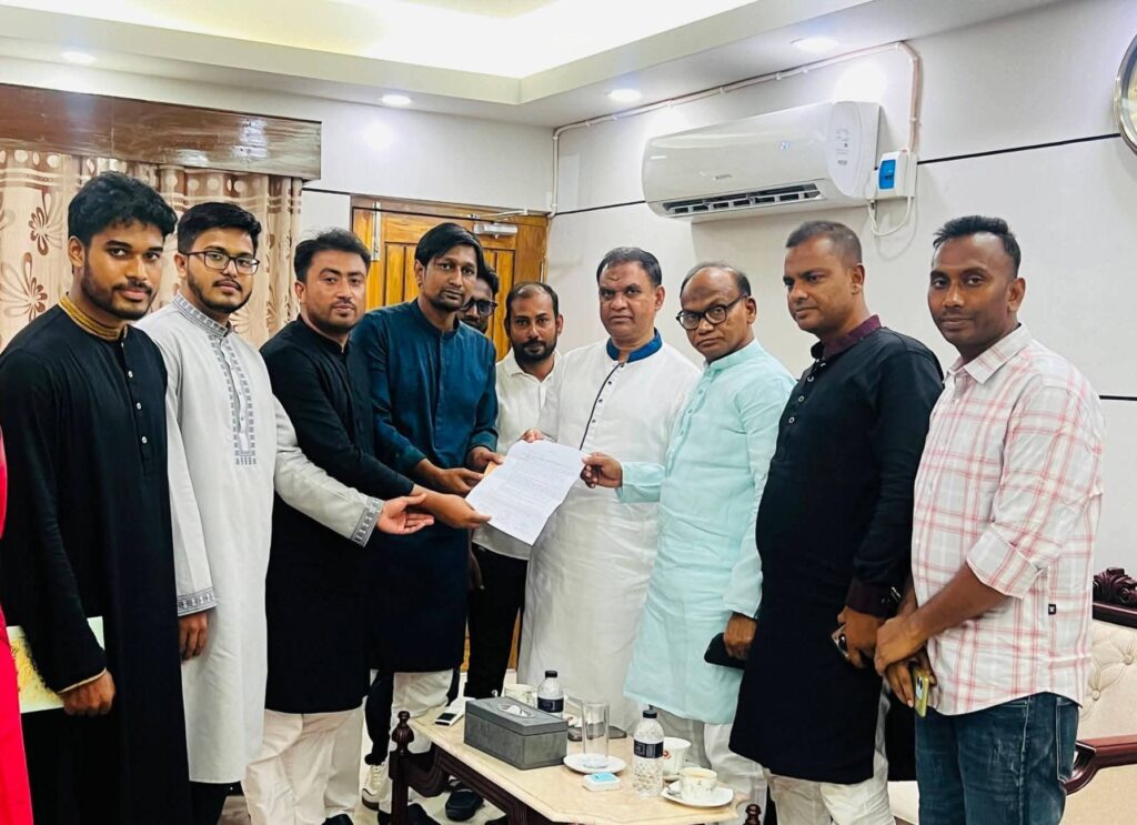 শরীয়তপুরের উন্নয়নে ৭ দফা দাবি: জাতীয় সংসদের হুইপের কাছে স্মারকলিপি প্রদান