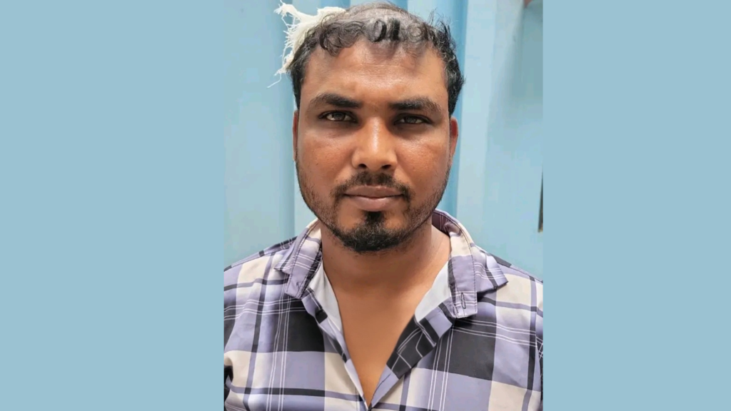 সাভারে পুকুরপাড় থেকে বৃদ্ধের লাশ উদ্ধার: বিরুলিয়া ফাঁড়ি পুলিশের হাতে ঘাতক জালু মোল্লা গ্রেফতার