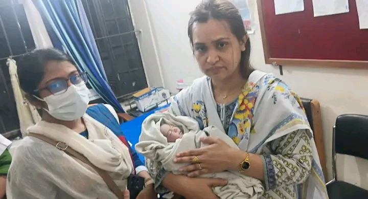গজারিয়ায় রাতের আঁধারে ডাস্টবিনে মিললো নবজাতক কন্যাশিশু