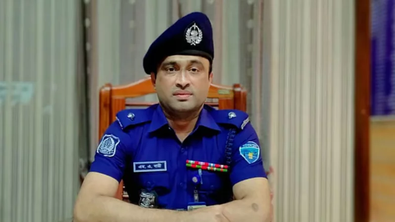 জব্দ করা ১৬০ কেজি গাঁজা বিক্রির অভিযোগ: দাউদকান্দি থানার ওসি এমএ বারী প্রত্যাহার