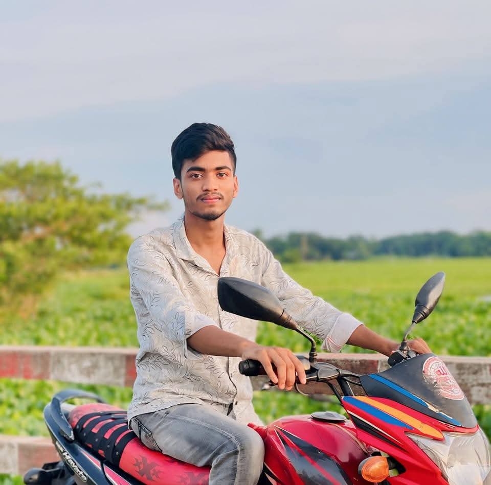 চট্টগ্রামে গিয়ে রহস্যজনক নিখোঁজ চাঁদপুরের মেহেদী বকাউল,সন্ধান চায় পরিবার