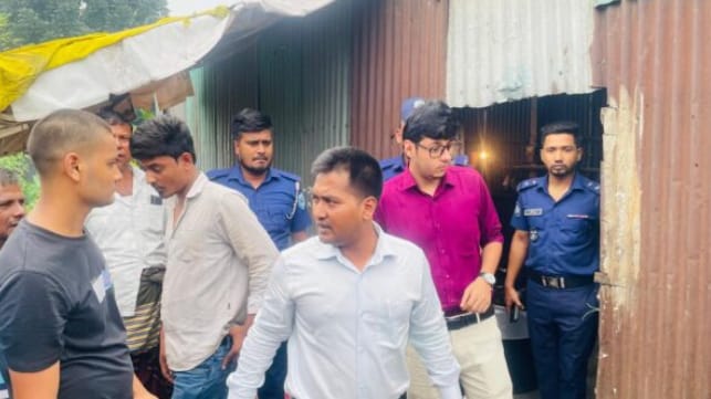অস্বাস্থ্যকর খাবার প্রস্তুত, ভূরুঙ্গামারীতে বিসমিল্লাহ হোটেলকে ৫০ হাজার টাকা জরিমানা