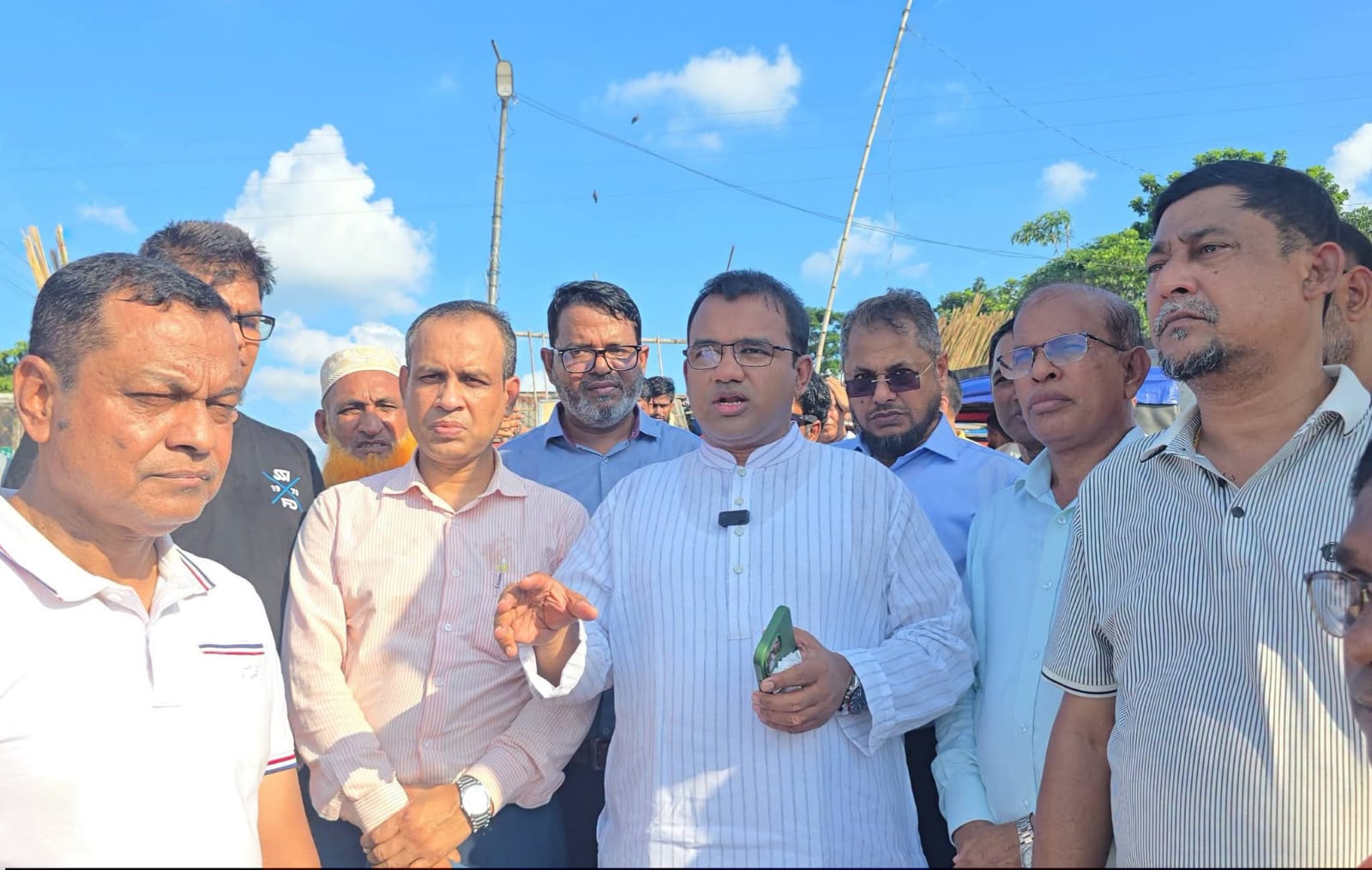 দাউদকান্দিতে আধুনিক নৌবন্দর স্থাপনের লক্ষ্যে বিআইডব্লিউটিএ-এর সরেজমিন পরিদর্শন দাউদকান্দি